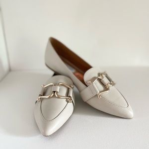 Steve Madden Cream Loafers with Gold Buckle